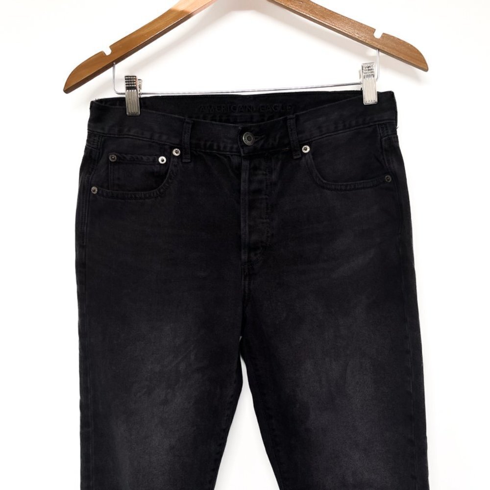 American Eagle Hi-Rise Girlfriend High Waisted Black Denim Jeans 4 X-Short - Picture 3 of 9